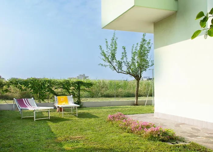 Brezza Marina & Garden רימיני