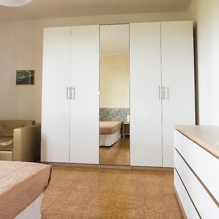 Brezza Marina & Garden