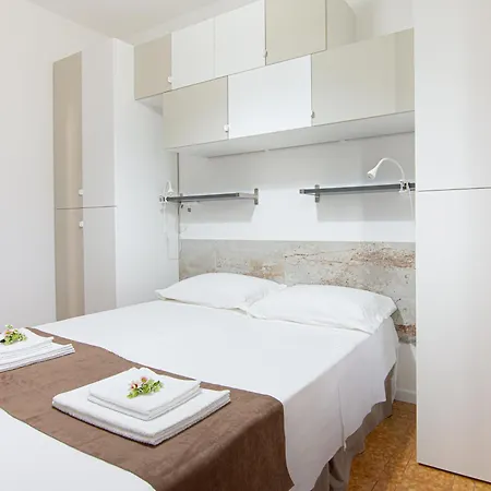 Brezza Marina & Garden Appartement *