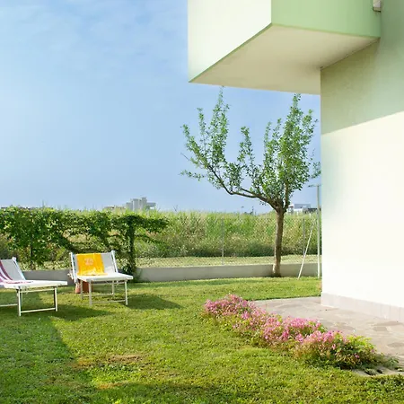 Brezza Marina & Garden רימיני